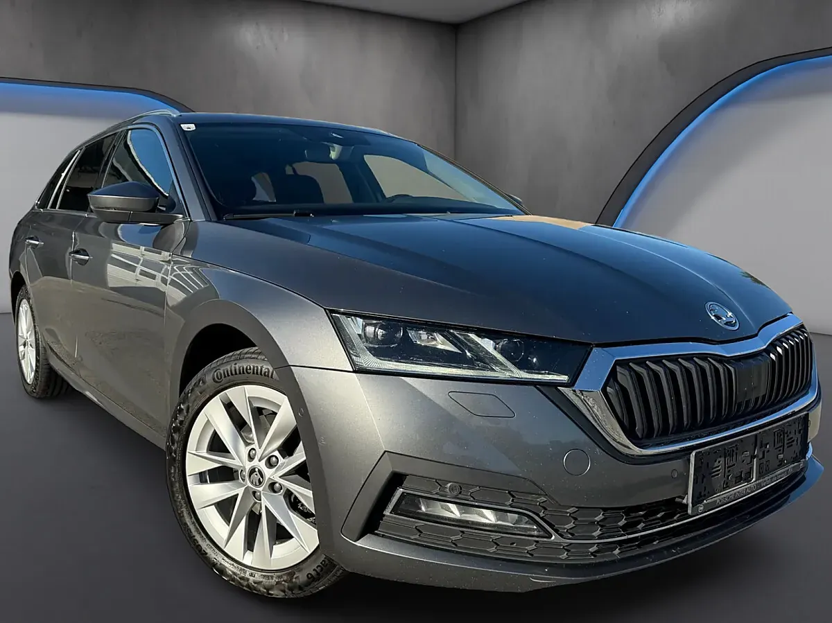 Skoda Octavia 2022 photo 3