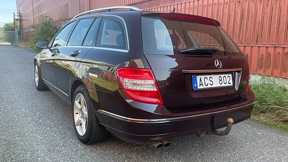 Mercedes-Benz C180 2011 photo 2