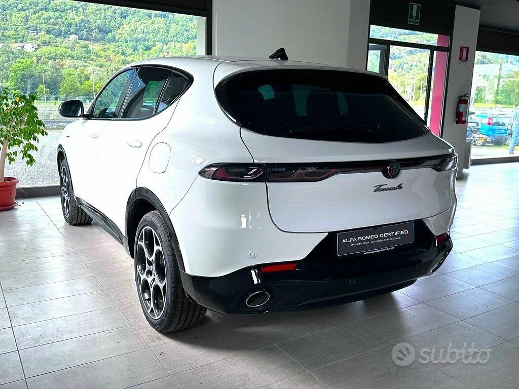 Alfa Romeo Tonale 2024 photo 3