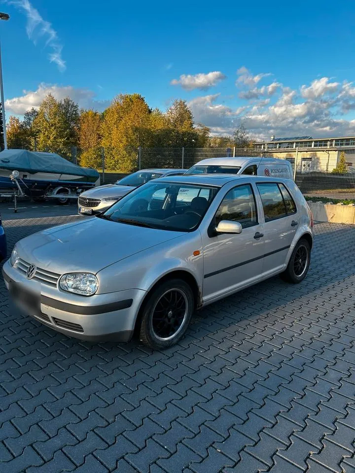 Volkswagen Golf 4