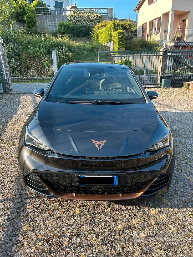 Cupra Born 2023 photo 2