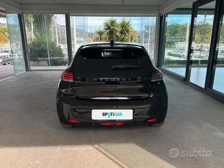 Peugeot 208 2025 photo 4