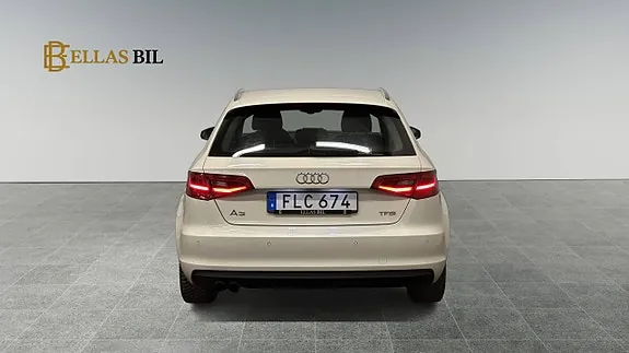 Audi A3 2015 photo 5