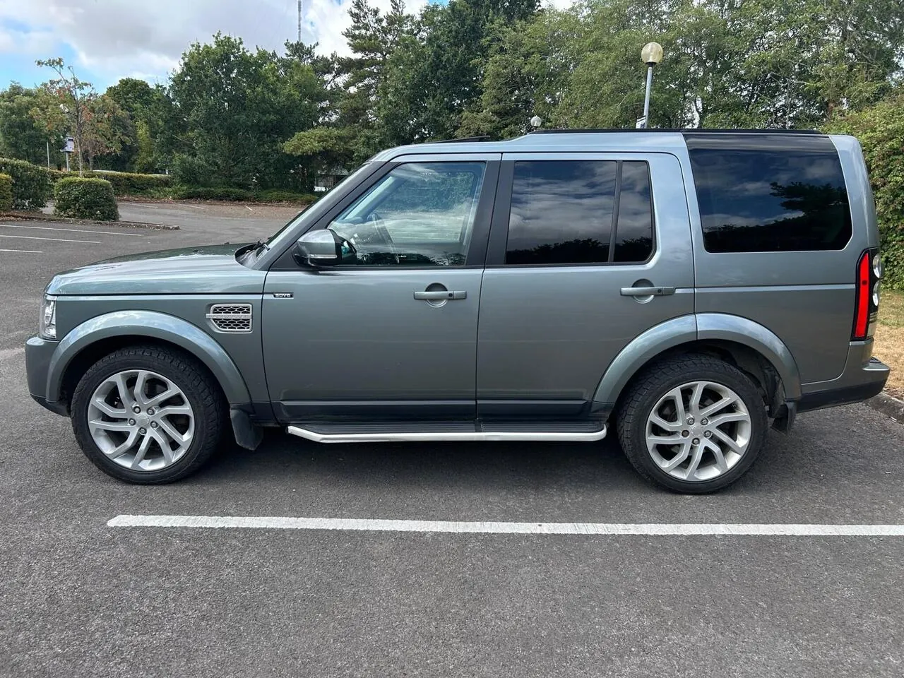 Land Rover Discovery 4 2014 photo 4