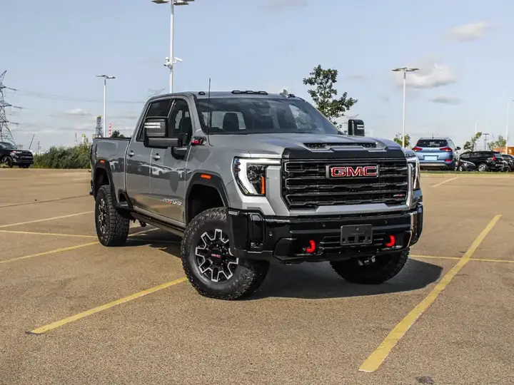 GMC Sierra 2500Hd 2026 photo 2