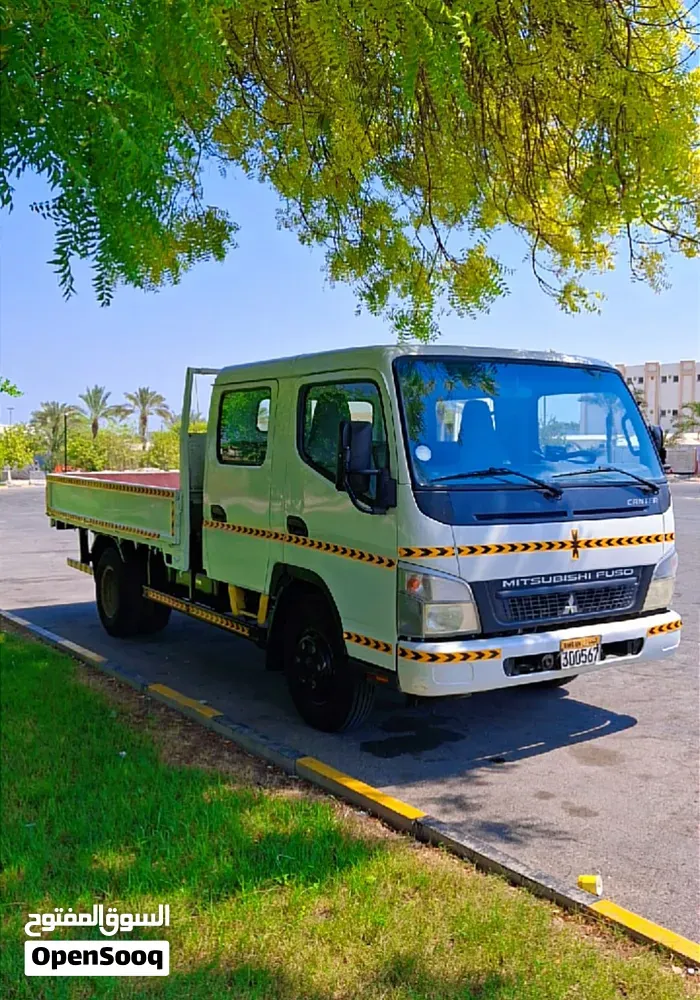 Mitsubishi Fuso Canter 2015 photo 3