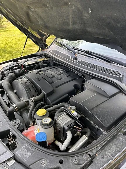 Land Rover Discovery 2013 photo 4