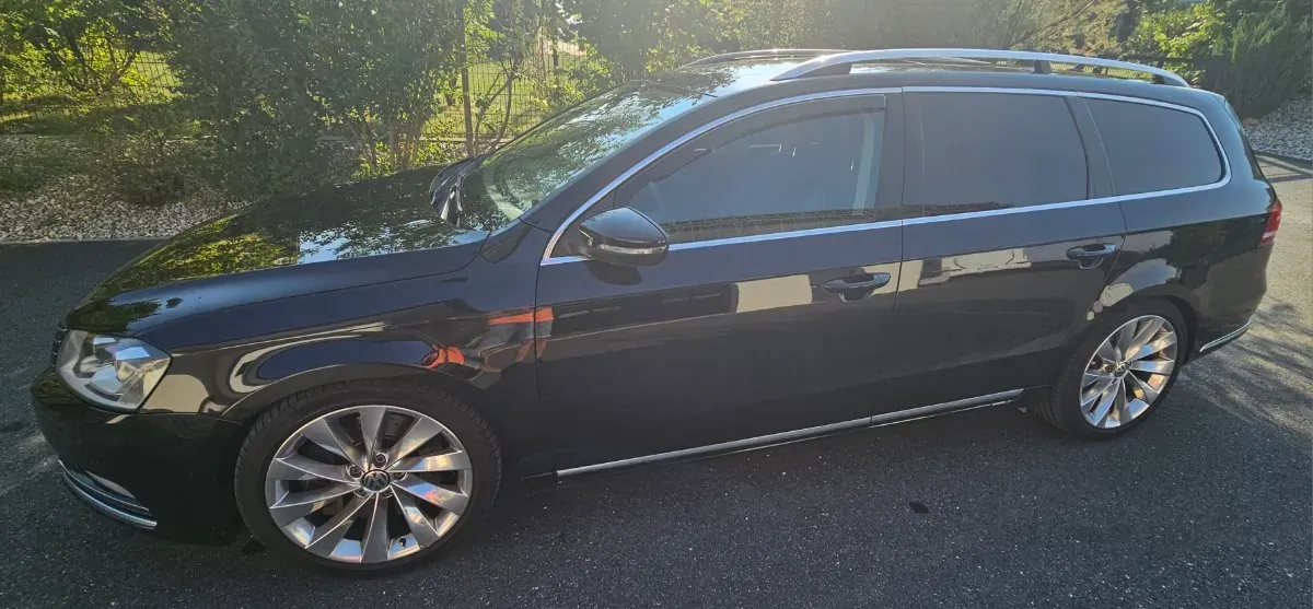 Volkswagen Passat 2011 photo 3