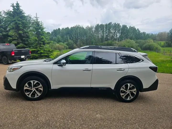 Subaru Outback 2020 photo 2