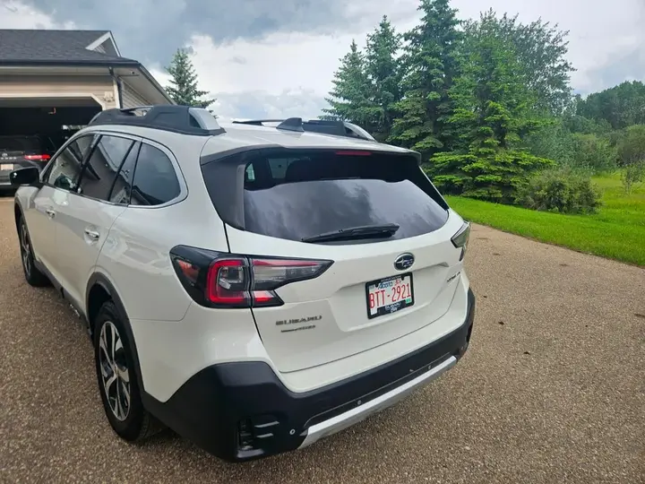 Subaru Outback 2020 photo 3