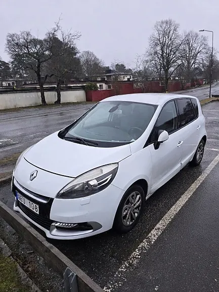Renault Scenic Iii 2013 photo 2