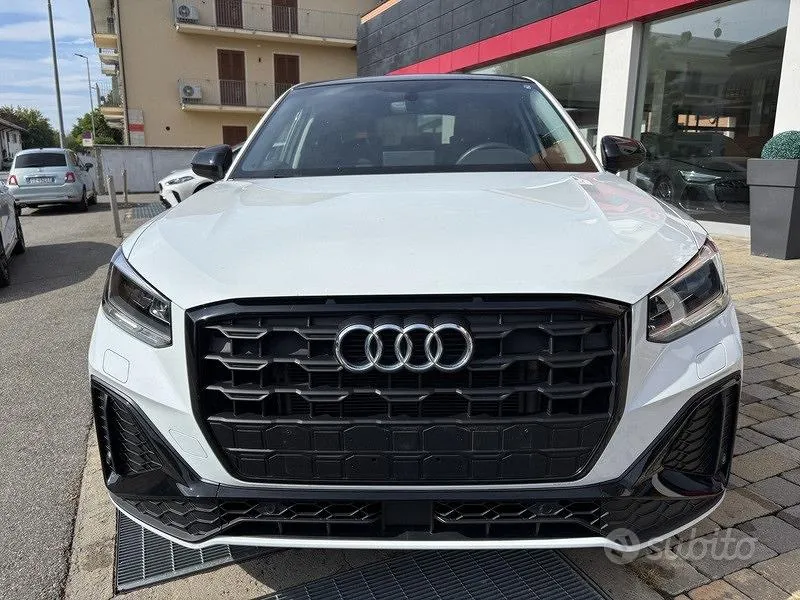 Audi Q2 2023 photo 2