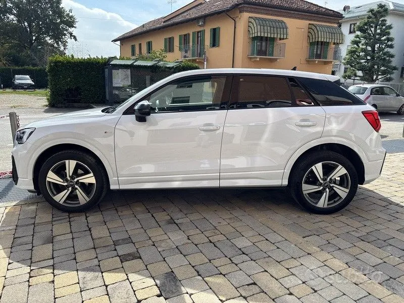 Audi Q2 2023 photo 3