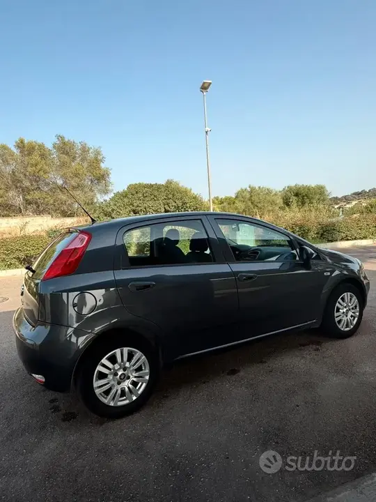 Fiat Punto 2016 photo 2