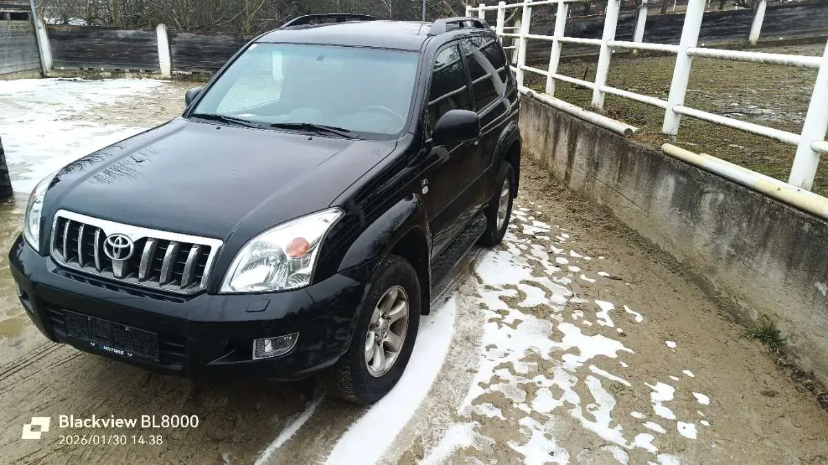 Toyota Land Cruiser 2003 photo 3