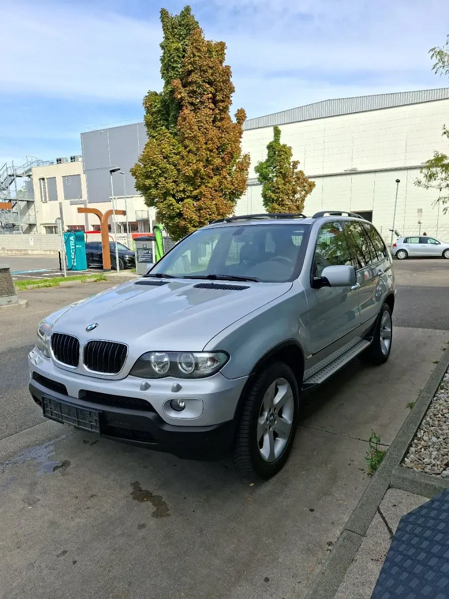 BMW X5 2006 photo 2