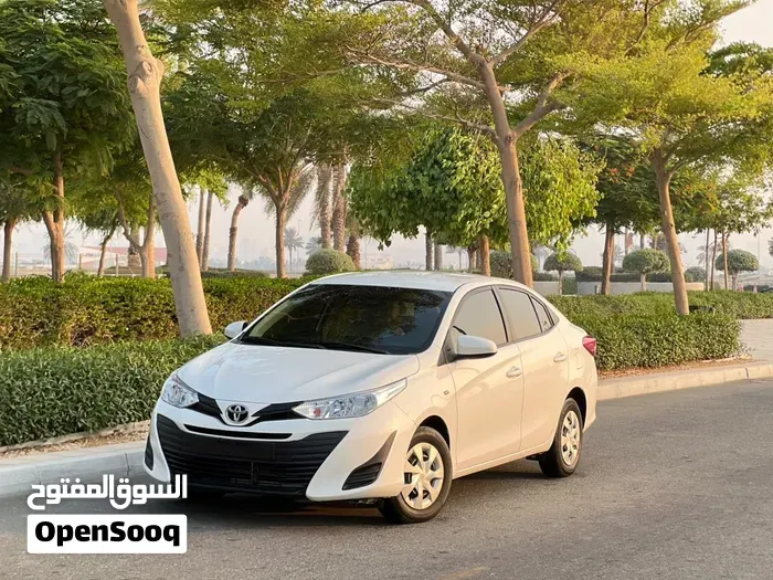 Toyota Yaris 2021 photo 2
