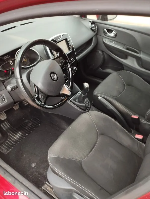 Renault Clio 2016 photo 3