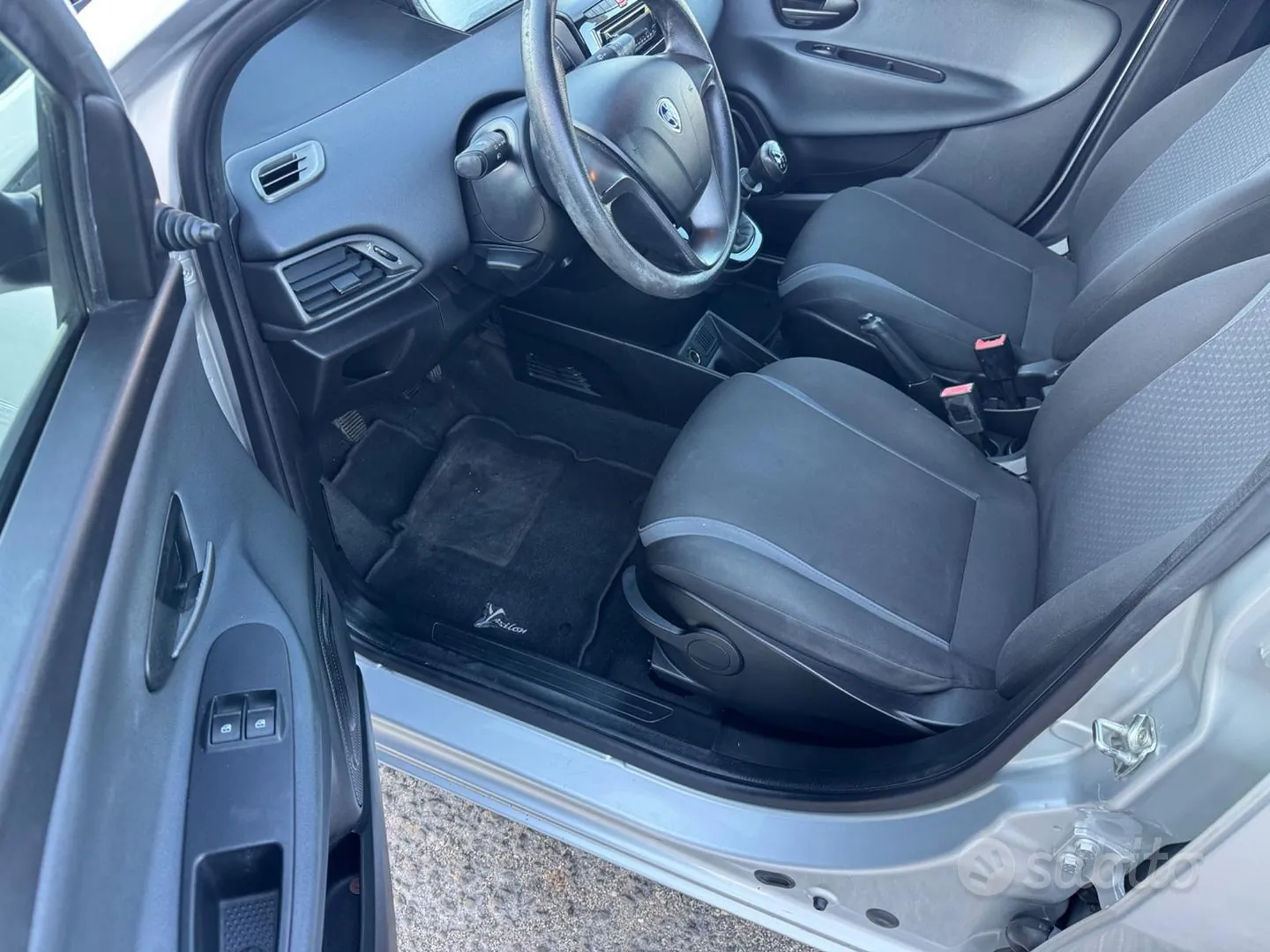 Lancia Ypsilon 2017 photo 5