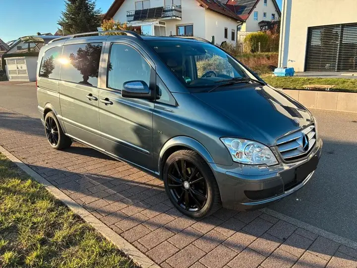 Mercedes-Benz Viano