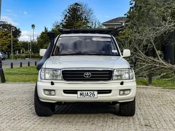 Toyota Land Cruiser 1998 photo 4
