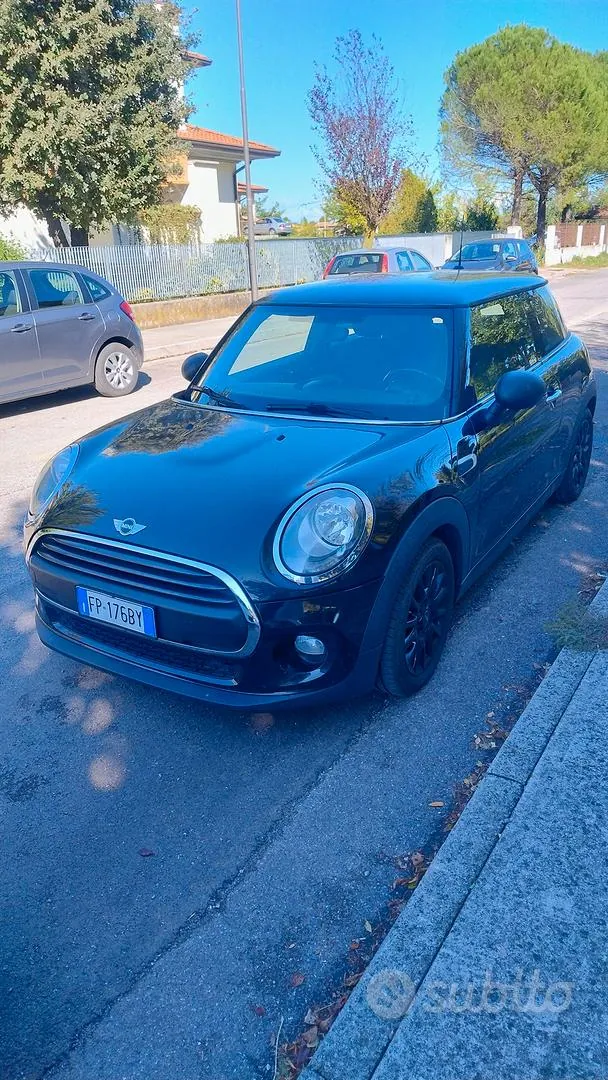 Mini Mini One 2018 photo 2