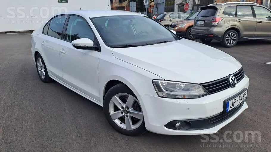 Volkswagen Jetta 2014 photo 2