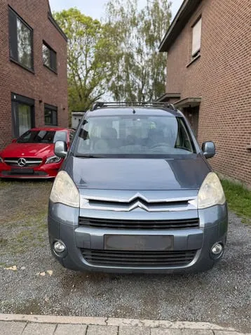 Citroen Berlingo 2011 photo 2