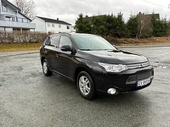 Mitsubishi Outlander 2014 photo 3