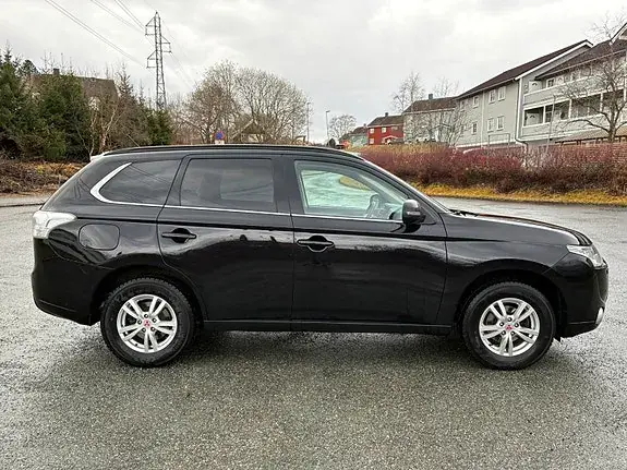 Mitsubishi Outlander 2014 photo 4