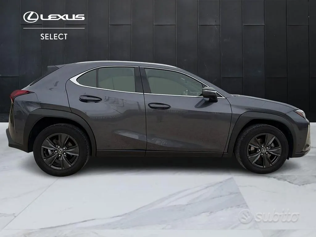 Lexus Ux 2023 photo 4