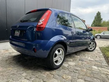 Ford Fiesta 2008 photo 2