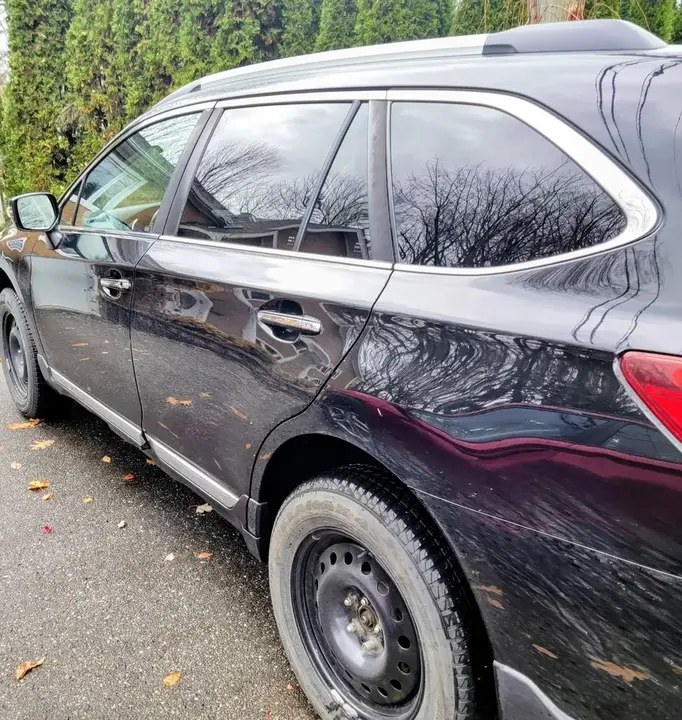 Subaru Outback 2017 photo 2