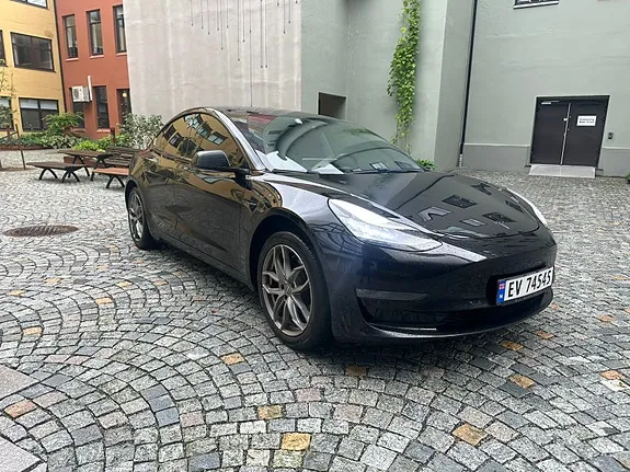 Tesla Model 3 2019 photo 3