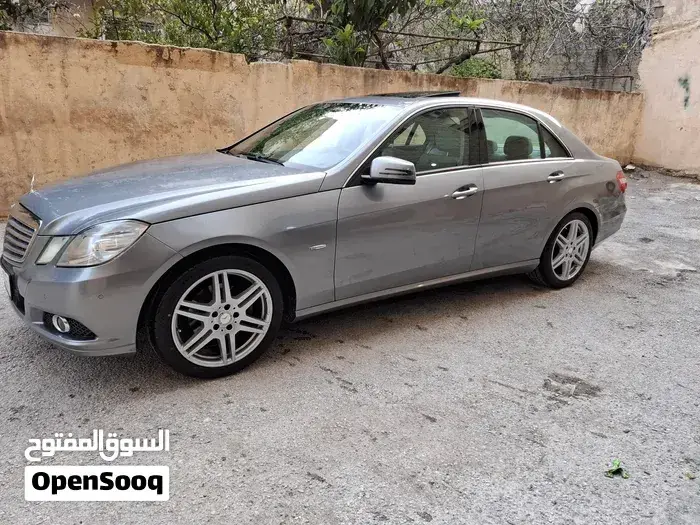 Mercedes-Benz E-Class 2010 photo 5