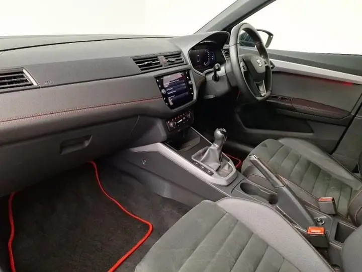Seat Arona 2019 photo 5