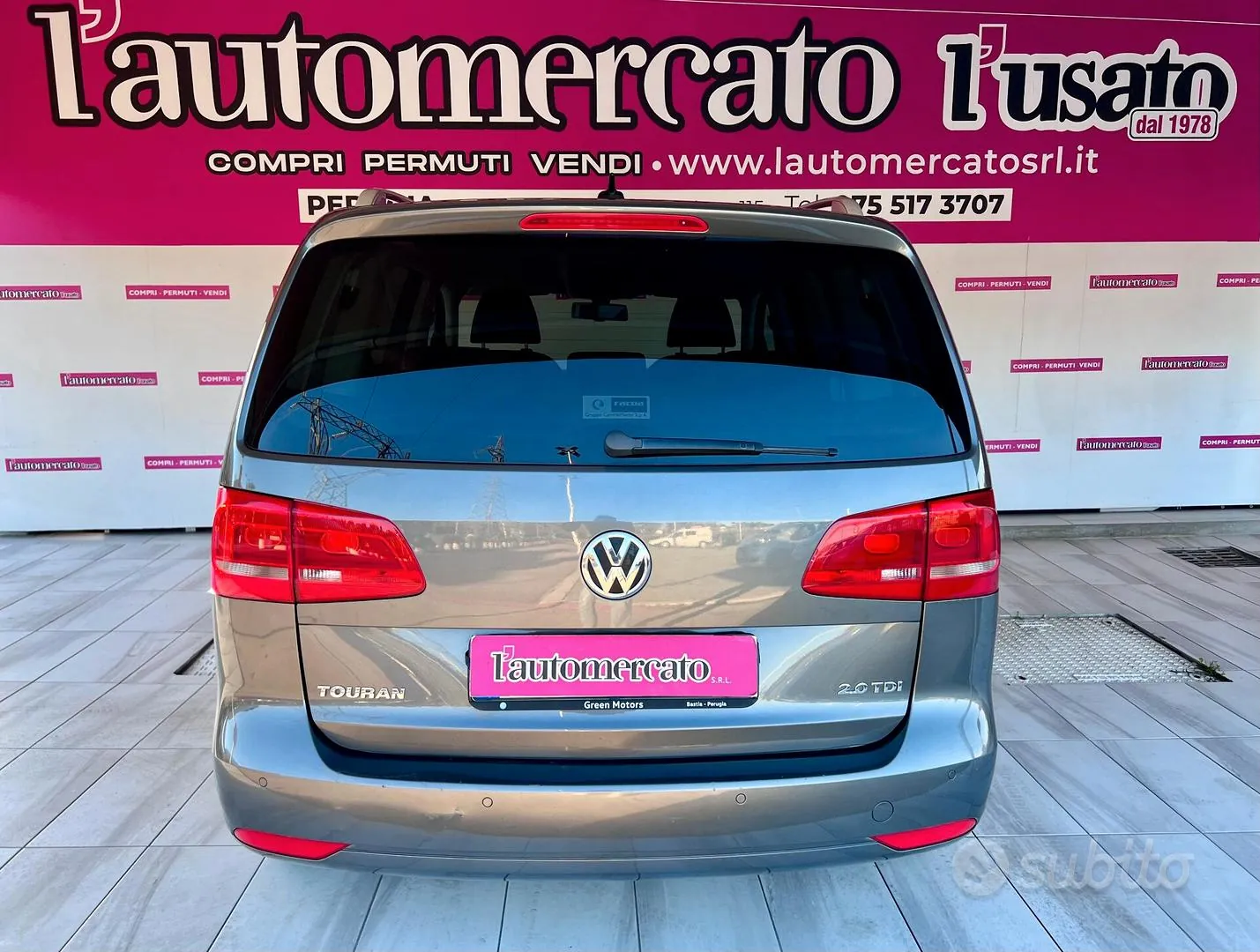 Volkswagen Touran 2011 photo 4