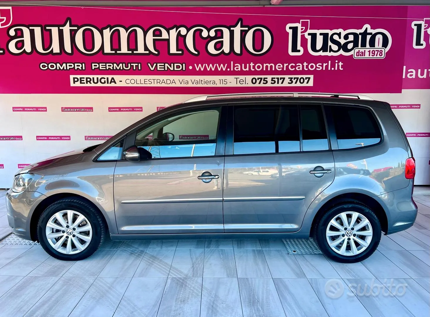 Volkswagen Touran 2011 photo 3