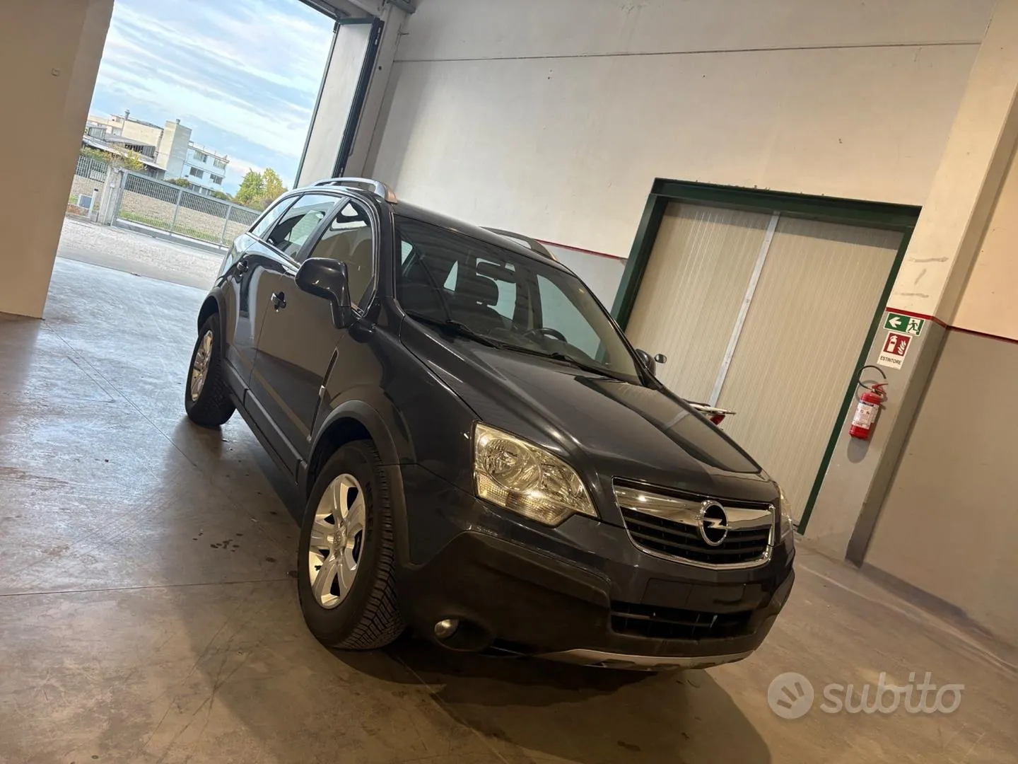 Opel Antara 2010 photo 2