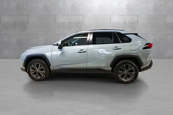 Toyota Rav4 2023 photo 2
