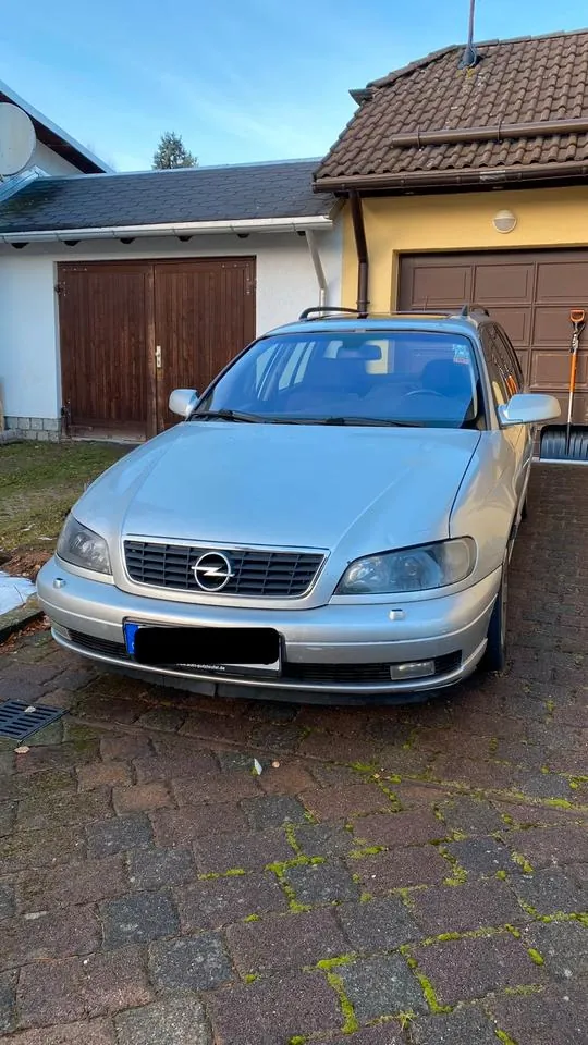 Opel Omega