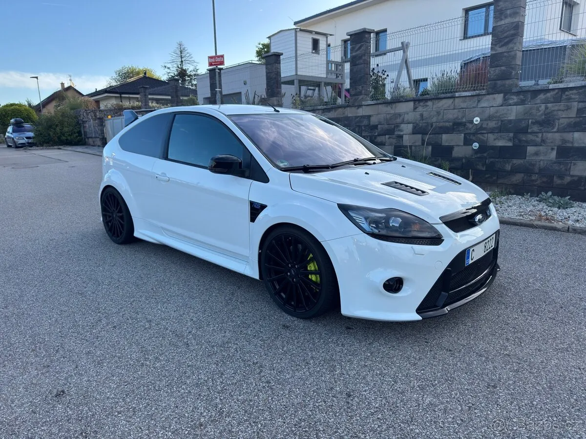 Ford Focus Rs 2011 photo 3
