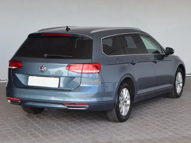 Volkswagen Passat Variant 2016 photo 4