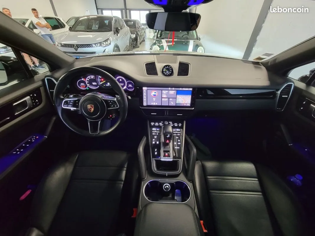 Porsche Cayenne 2020 photo 2