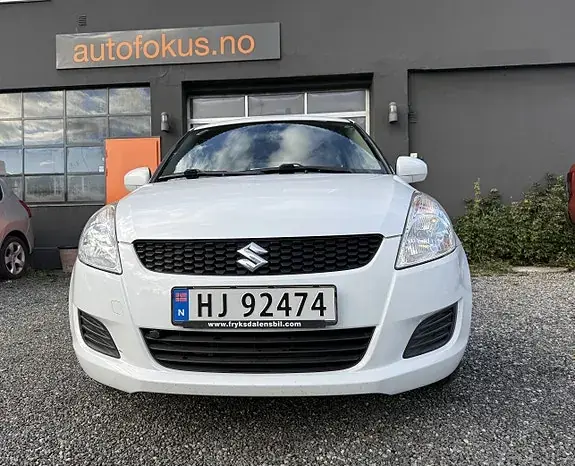 Suzuki Swift 2013 photo 5