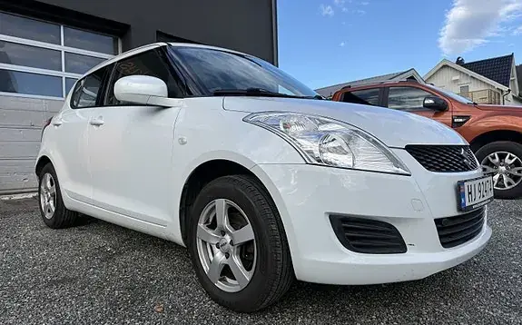Suzuki Swift 2013 photo 2
