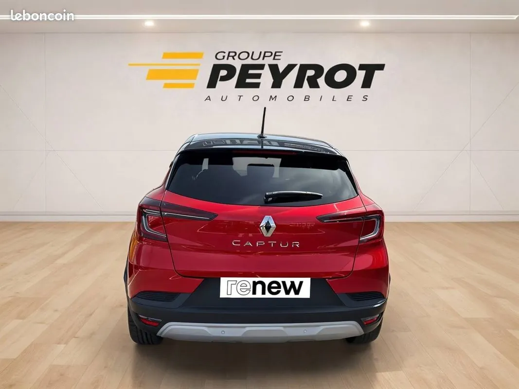 Renault Captur 2024 photo 4