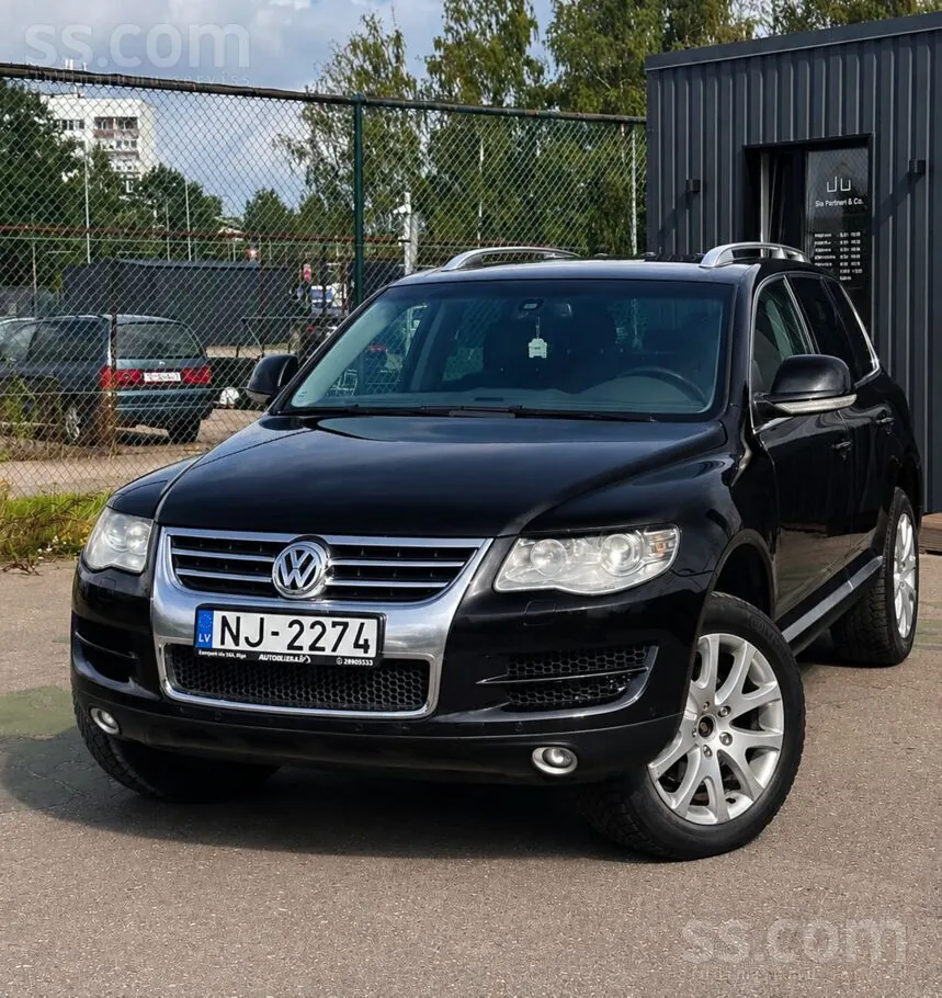 Volkswagen Touareg