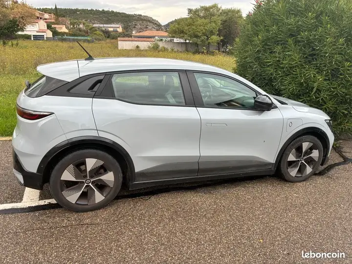 Renault Megane 2022 photo 3