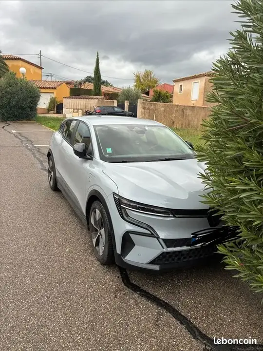 Renault Megane 2022 photo 2